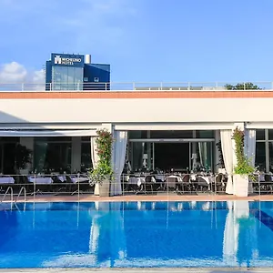 Hotel Michelino 75 By The Sydney Bologne