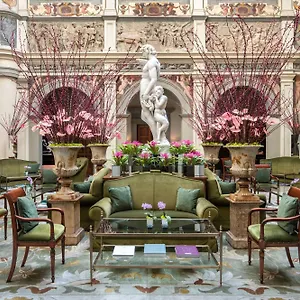 Four Seasons 5*, Florencie Itálie