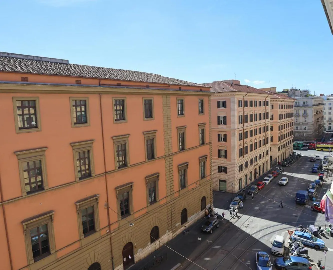 *** Konukevi B&B Smart Rooms Roma İtalya