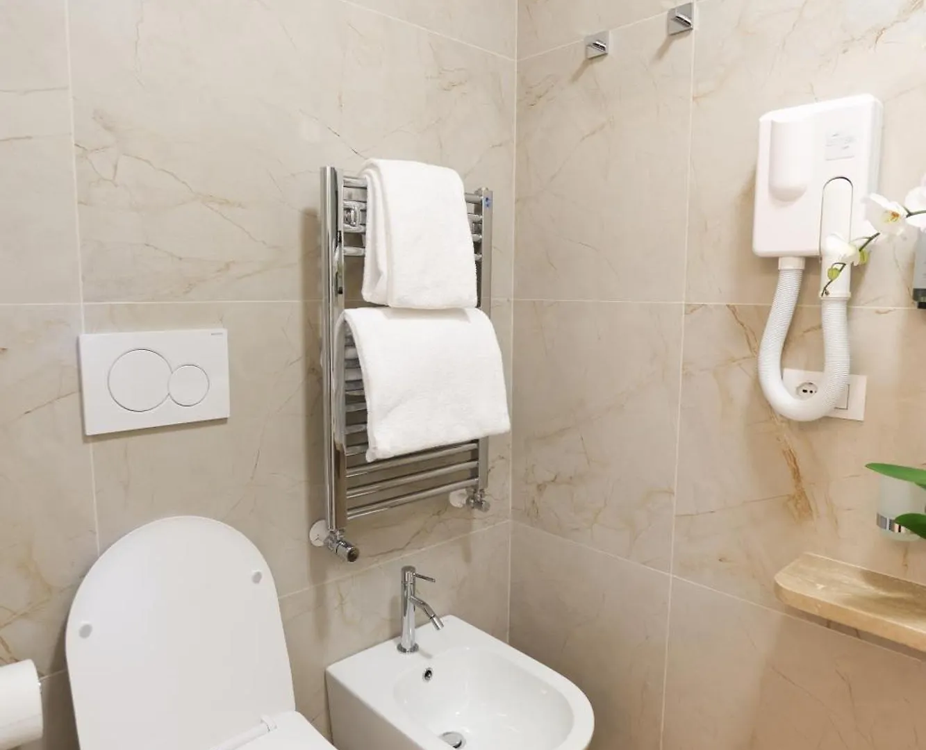 *** Konukevi B&B Smart Rooms Roma İtalya