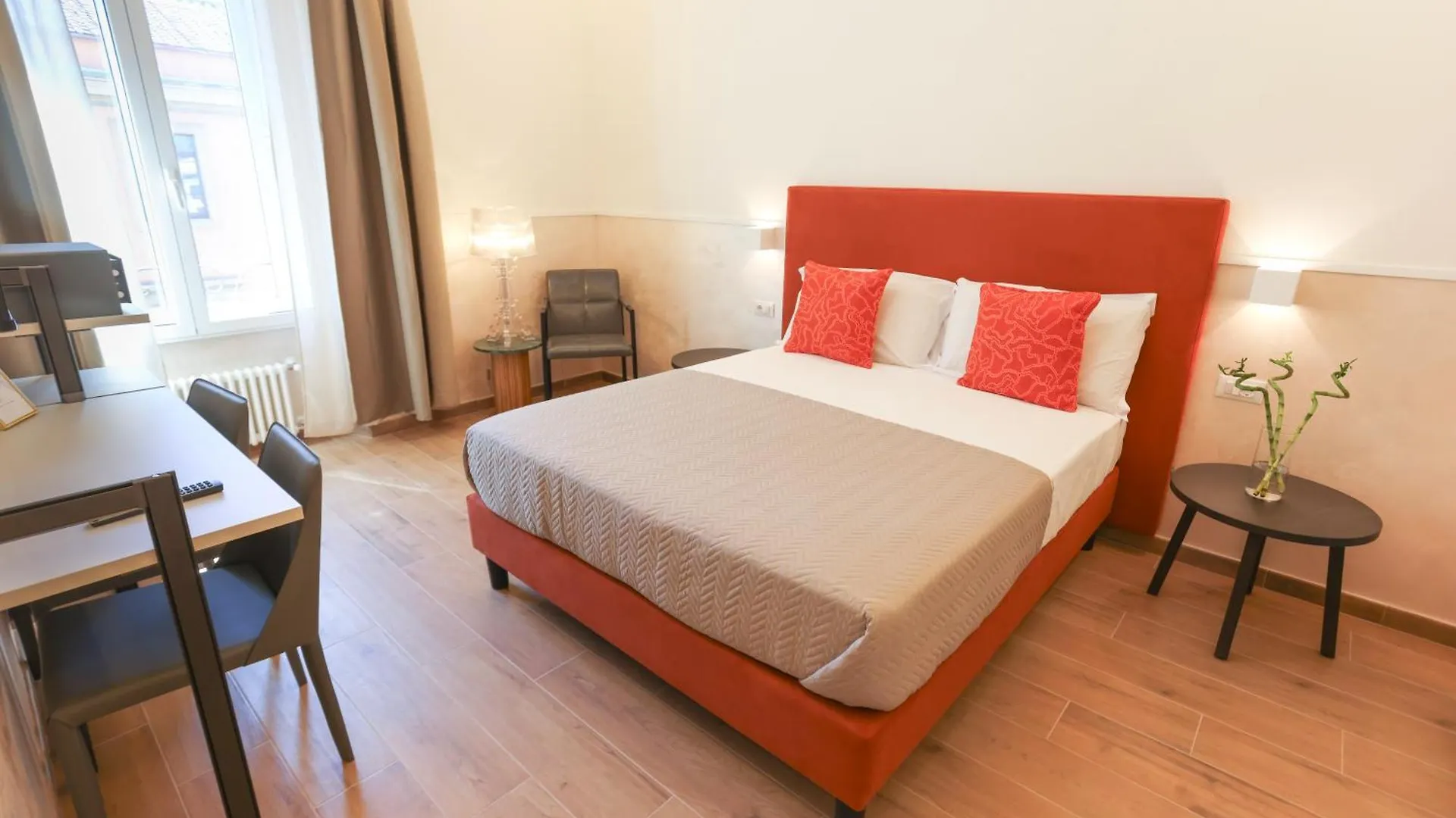 Konukevi B&B Smart Rooms Roma